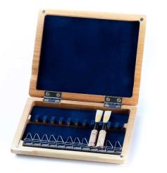 Estuche de madera para 12 cañas de oboe con mecanismo de muelles  -  Abedul / Tela azul 