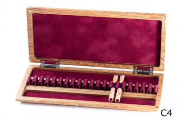 Wooden case for 20 oboe reeds - oak, red interiour (C4) 