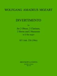 Mozart, Wolfgang Amadeus: Divertimento Es-Dur KVAnh.226 für 2 Oboen, 2 Klarnetten, 2 Hörner, 2 Fagotte, Partitur und Stimmen 